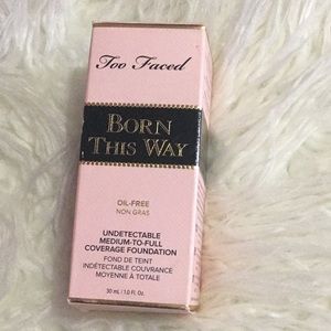 Too Faced Born This Way